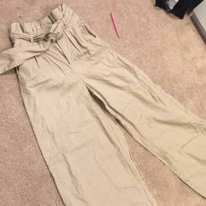 PANT/LONG WOVEN KHAKI FOREVER 21
